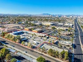 3085 E Flamingo Rd