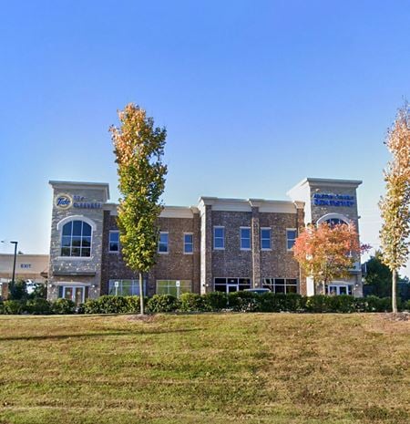Retail space for Sale at 11211 Cantrell Rd in Little Rock