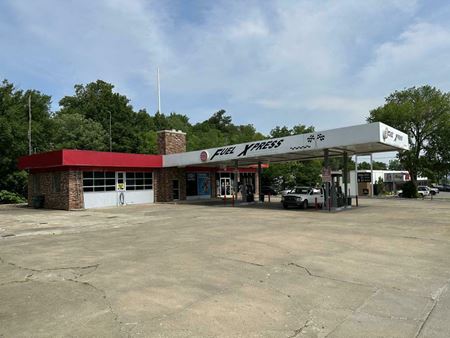 Retail space for Sale at 1501 N College Ave in Fayetteville