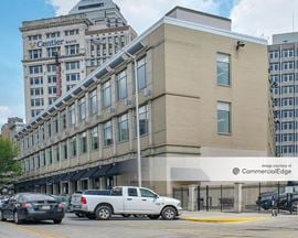 117 East Washington Street