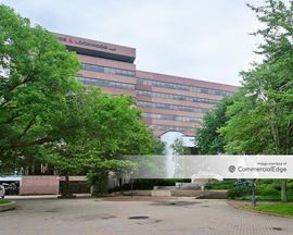 6 Landmark Square
