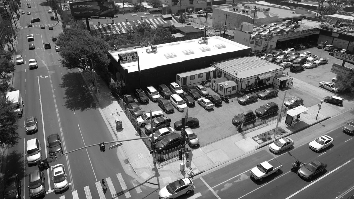 7080 Santa Monica Blvd, West Hollywood, CA | CommercialSearch