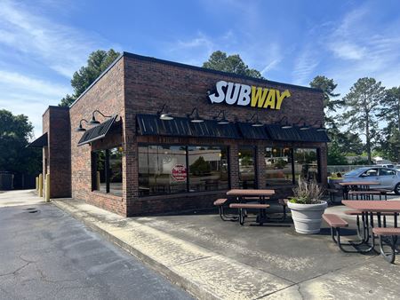 Photo of commercial space at 5025 Santa Fe Dr in Fayetteville
