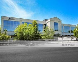 Summit Corporate Center