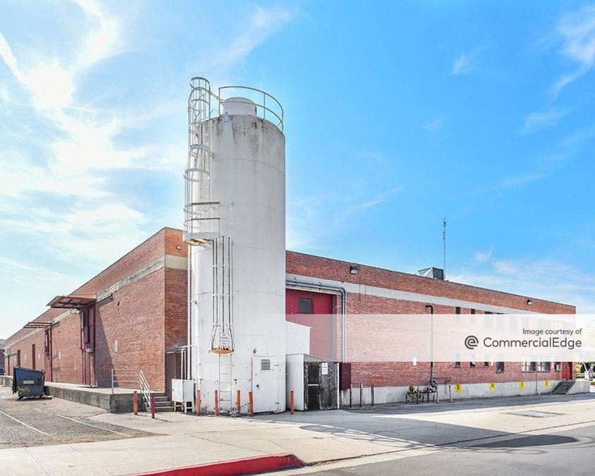 2625 Inyo Street, Fresno, CA Industrial Building
