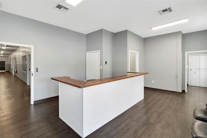 105 E Baker St