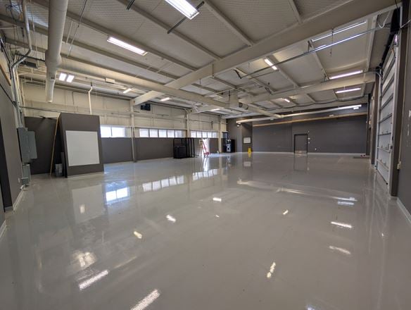 FLEX / WAREHOUSE / OFFICE SUITE
