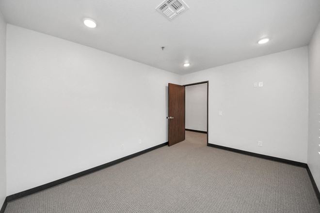 Premier Sugar Land  Office Condo For Sale and/or For Lease