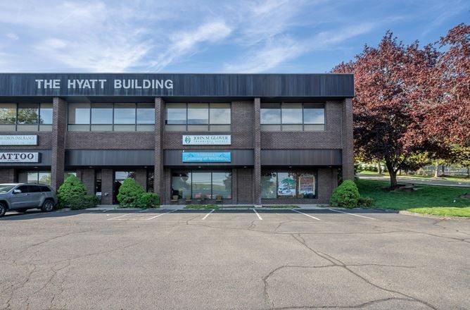 53 Lake Ave Ext.