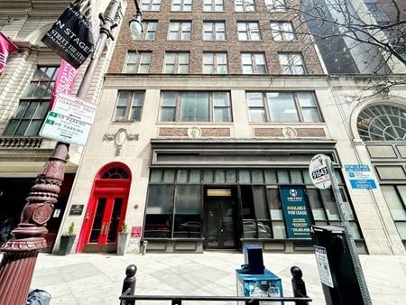 Retail space for Rent at 215 S Broad Street in Philadelphia