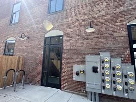 64 E Chester St