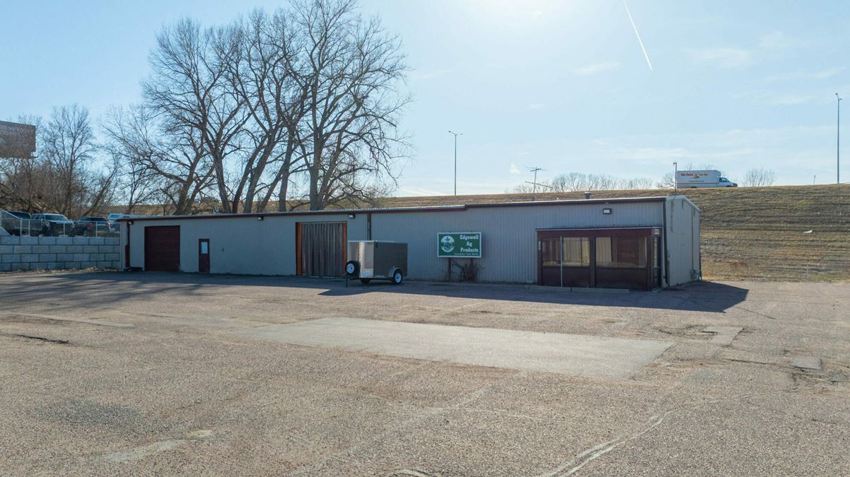 1401B N Cleveland Ave