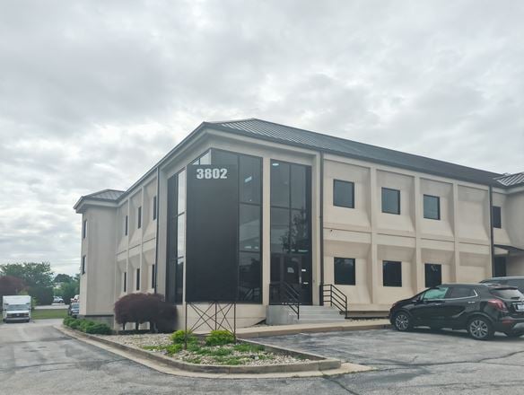 Regus - Bloomington - 3rd St