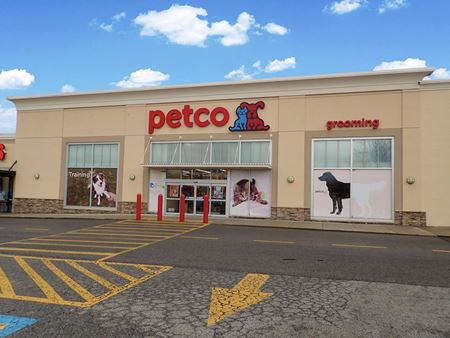 Retail space for Rent at 345 Commonwealth Drive in Wytheville