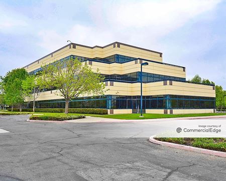 Photo of commercial space at 1800 Solar Drive in Oxnard