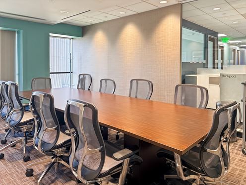 Regus - Los Angeles - Century Plaza Towers