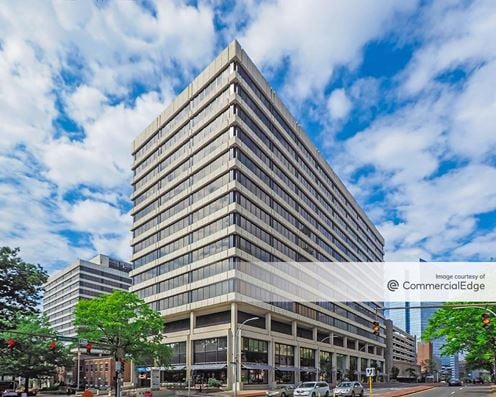 White Plains Plaza