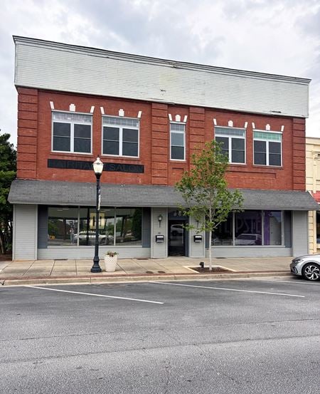 Retail space for Sale at 319 Main Street in Seneca