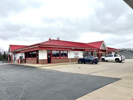 Retail space for Rent at 1261 W Maple St - Suite B in Hartville