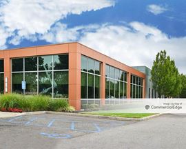 360 Vanderbilt Motor Pkwy
