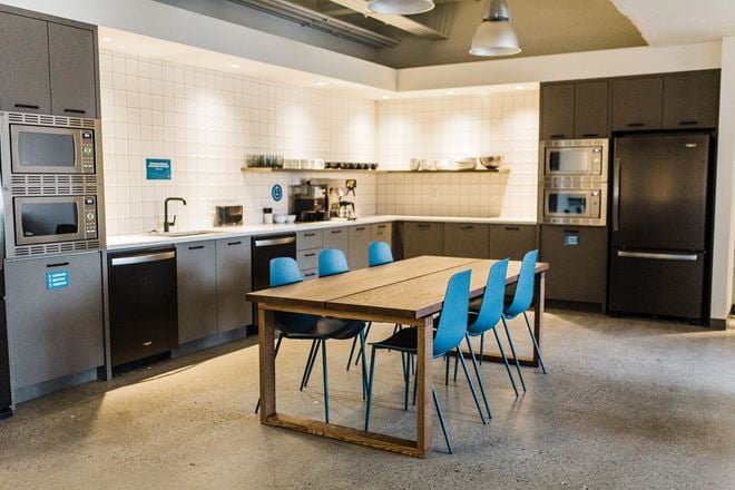Aspen Flex by Aspen Properties - Aspen Flex - 333 11 Ave SW