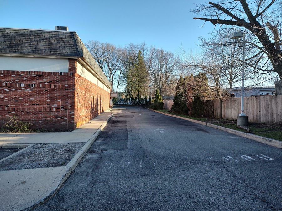 Huntington Station CVS with Drive Thru: Exclusively For Sale