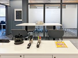 Regus - Des Moines - Grand Ave