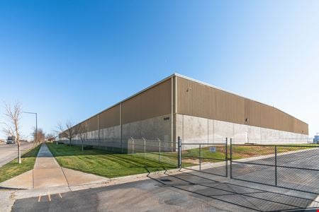 Industrial space for Rent at 9410 Heinz Way in Commerce City