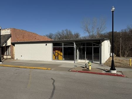 Retail space for Sale at 623 5th St in Peru