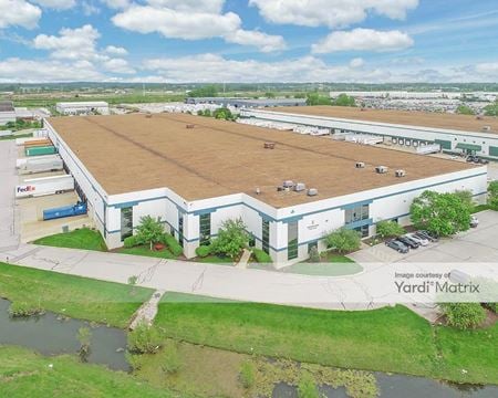 Industrial space for Rent at 13886-13898 Corporate Woods Tr. in Earth City