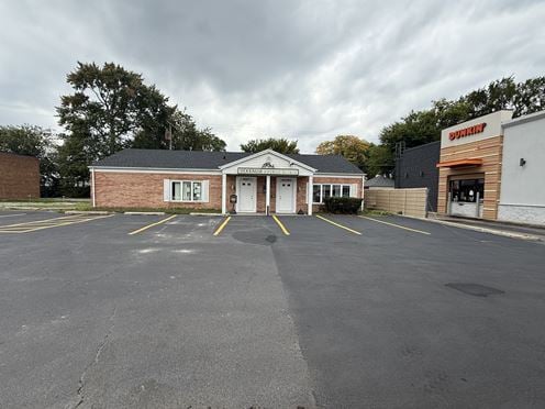 7402 Indianapolis Blvd
