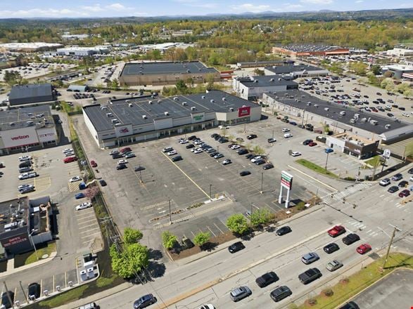 Manchester, NH - Manchester Run Shopping Center