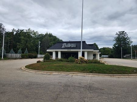 Photo of commercial space at 15549 Cleveland St in Spring Lake