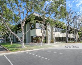 Middlefield Business Park – 291-339 North Bernardo Avenue