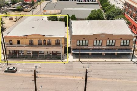 Retail space for Sale at 1405 S Flores St in San Antonio