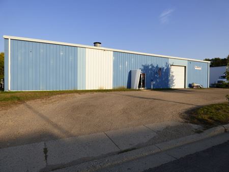 Photo of commercial space at 1118 Center St in North Mankato