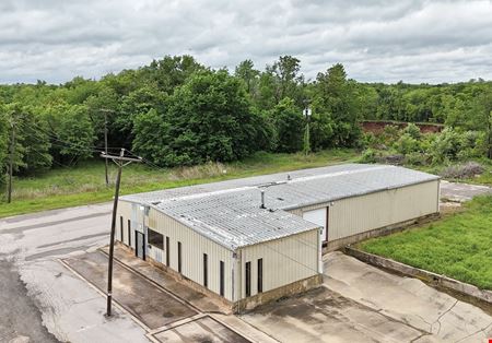 Industrial space for Sale at 315 S 5th St in Guthrie
