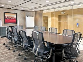 Regus - Edmonton – Manulife Place