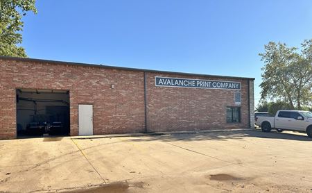 Photo of commercial space at 1105 S. Fretz Avenue in Edmond
