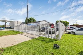 3705 Northwest 35th Avenue