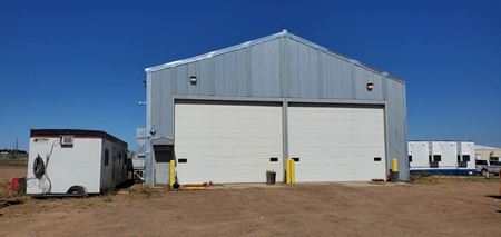 8,100 SQ FT Shop & Offices on 10 Acres - Williston