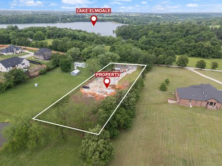 Photo of commercial space at 516 S Lake Rd in Elm Springs
