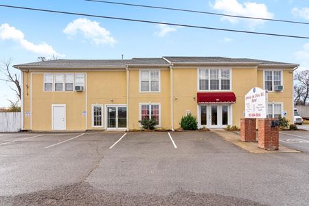 Photo of commercial space at 701 Red River Street in Clarksville