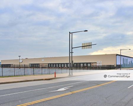 Industrial space for Rent at 700 Pattison Avenue in Philadelphia