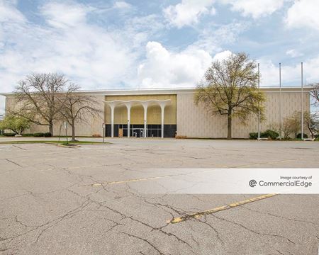 Retail space for Rent at 4000 Midway Mall in Elyria