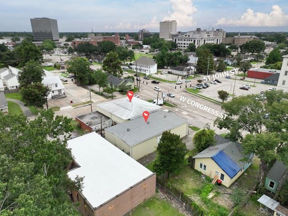 Mixed-Use Building with Retail, Apartment, and Warehouse