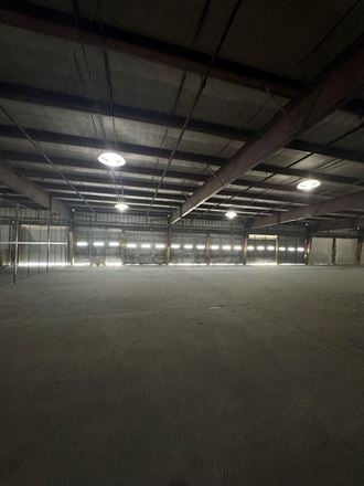 255 S Navigation Blvd
