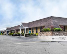 Crossroads South Corporate Park - 1757 Veterans Memorial Hwy