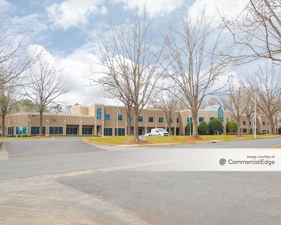 8510-8514 McAlpine Park Drive