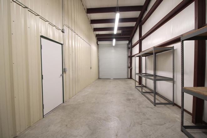 Newport 404/406 Flex - Office/warehouse space (twin warehouses)